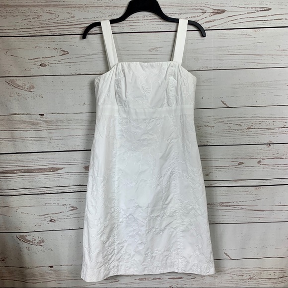 Lilly Pulitzer Bowen dress - Picture 7 of 13